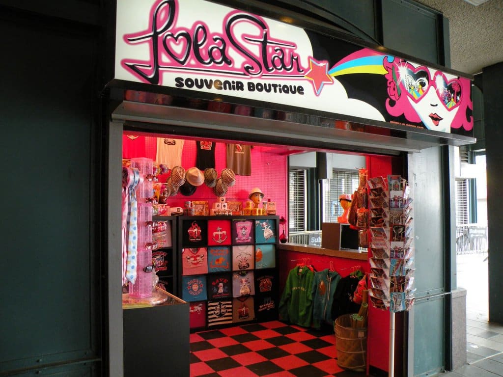 Loja Lola Star Souvenir Boutique