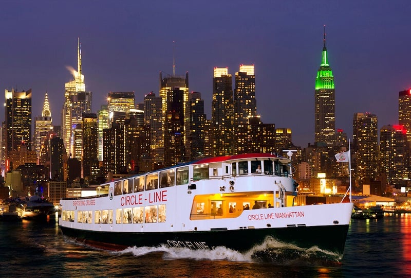 Passeio de barco Harbor Lights Cruise em Nova York