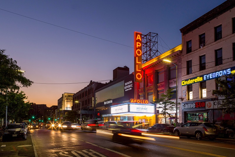 Teatro Apollo Theater no bairro Harlem em Nova York