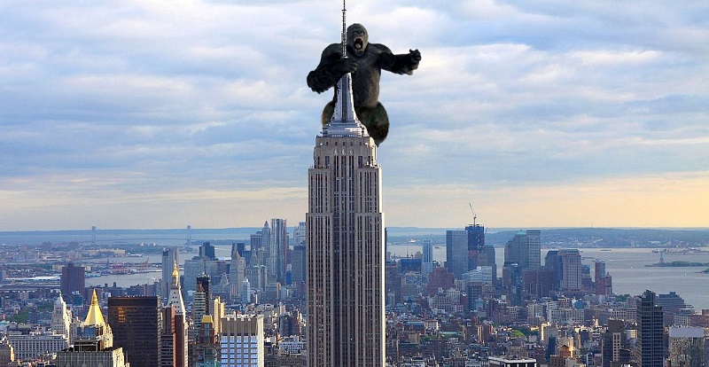 Gorila de "King Kong" no topo do Empire State Building