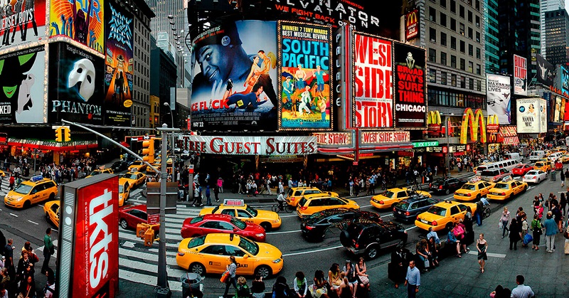 Movimentação na Times Square em Nova York