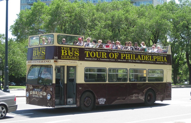Passeio de ônibus turístico na Filadélfia