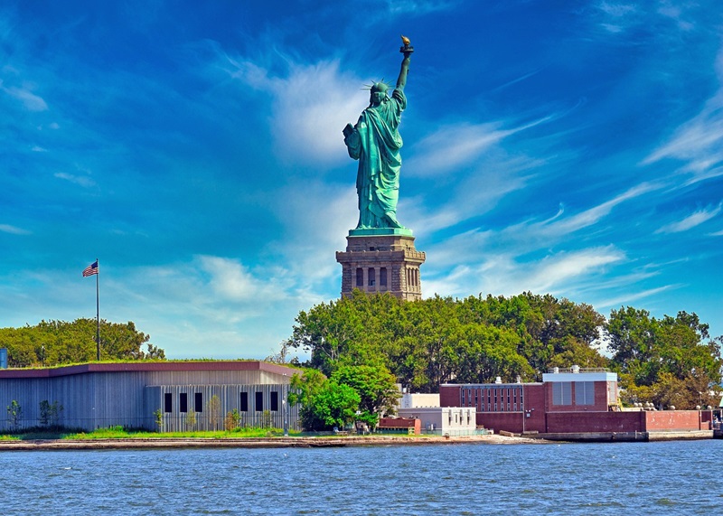 Estátua da Liberdade no verão em Nova York