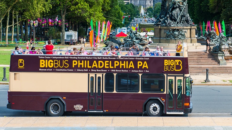 Passeio de ônibus turístico na Filadélfia