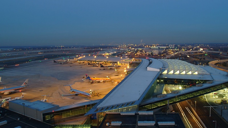 Vista ampla do aeroporto da Filadélfia