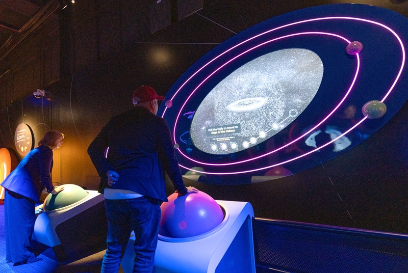 Exposição interativa do espaço no Instituto Franklin na Filadélfia